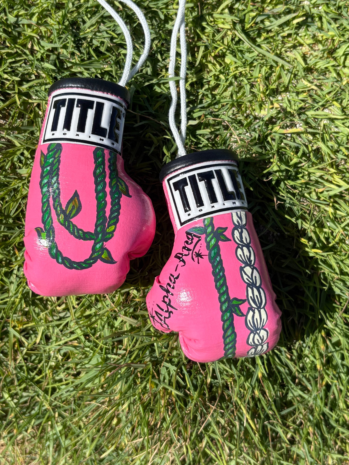 Custom Mini Boxing Gloves, Pink, Ti Leaf and Crown Flower